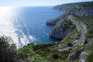 Xtrallusion offers characteristic Bed and Breakfast, B&B, Guest House, Hotel, Albergo and Country Lodge accommodation in Italy. Plus independent self-guided Walking, Adventure, Activity, Skiing and Paragliding Holiday itineraries on the Italian Rivieras, in the Italian Lakes, in the Italian Alps and in some of the most beautiful corners of Italy.